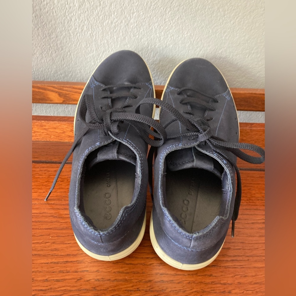 ECCO SOFT 7 MENS LEATHER SNEAKERS Size US 8/8.5 EU 42